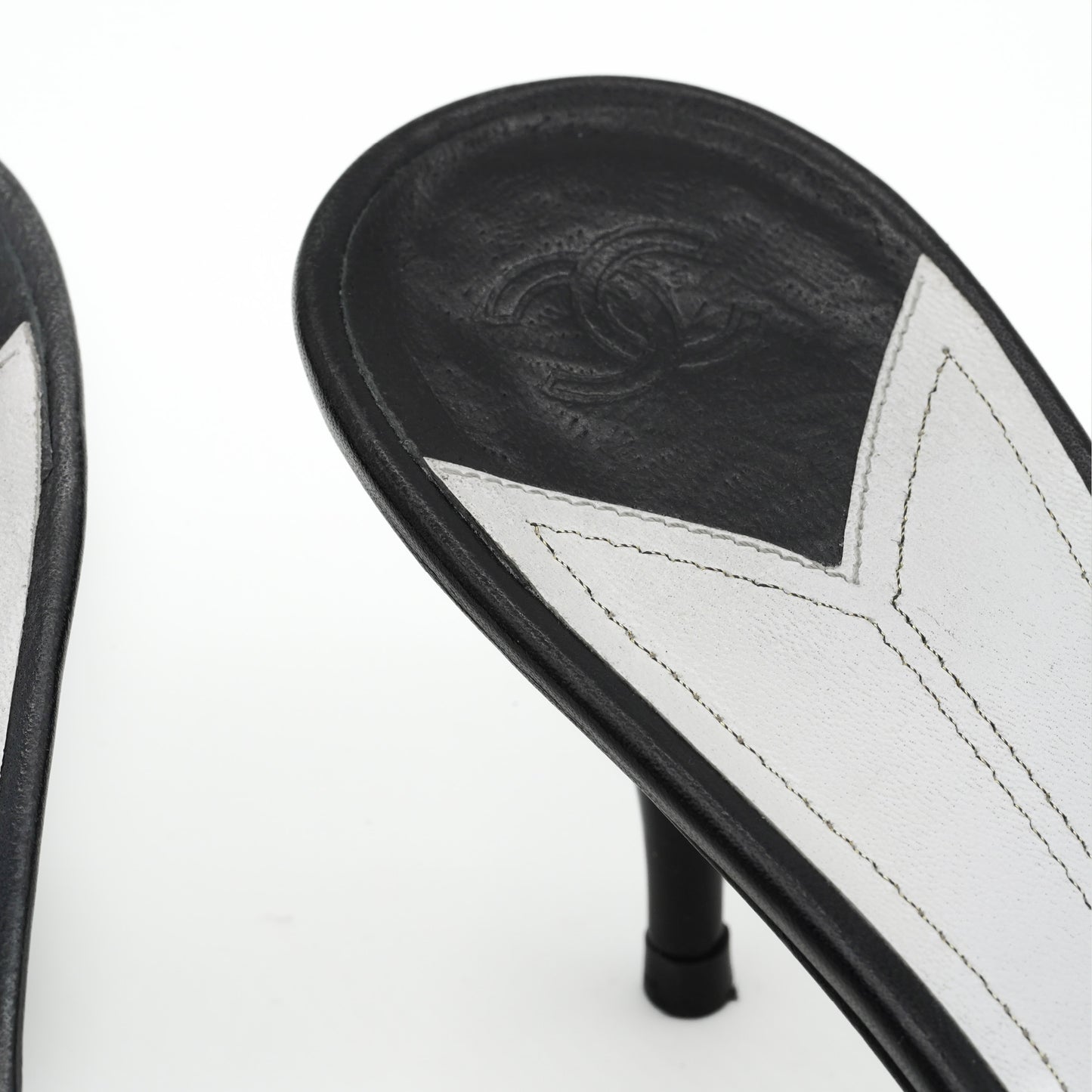 Escarpin Smocking Chanel 2000 par Karl Lagerfeld