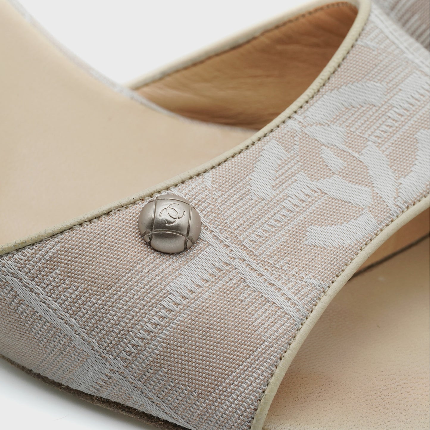 Beige Jacquard Mules Chanel 2000 by Karl Lagerfeld