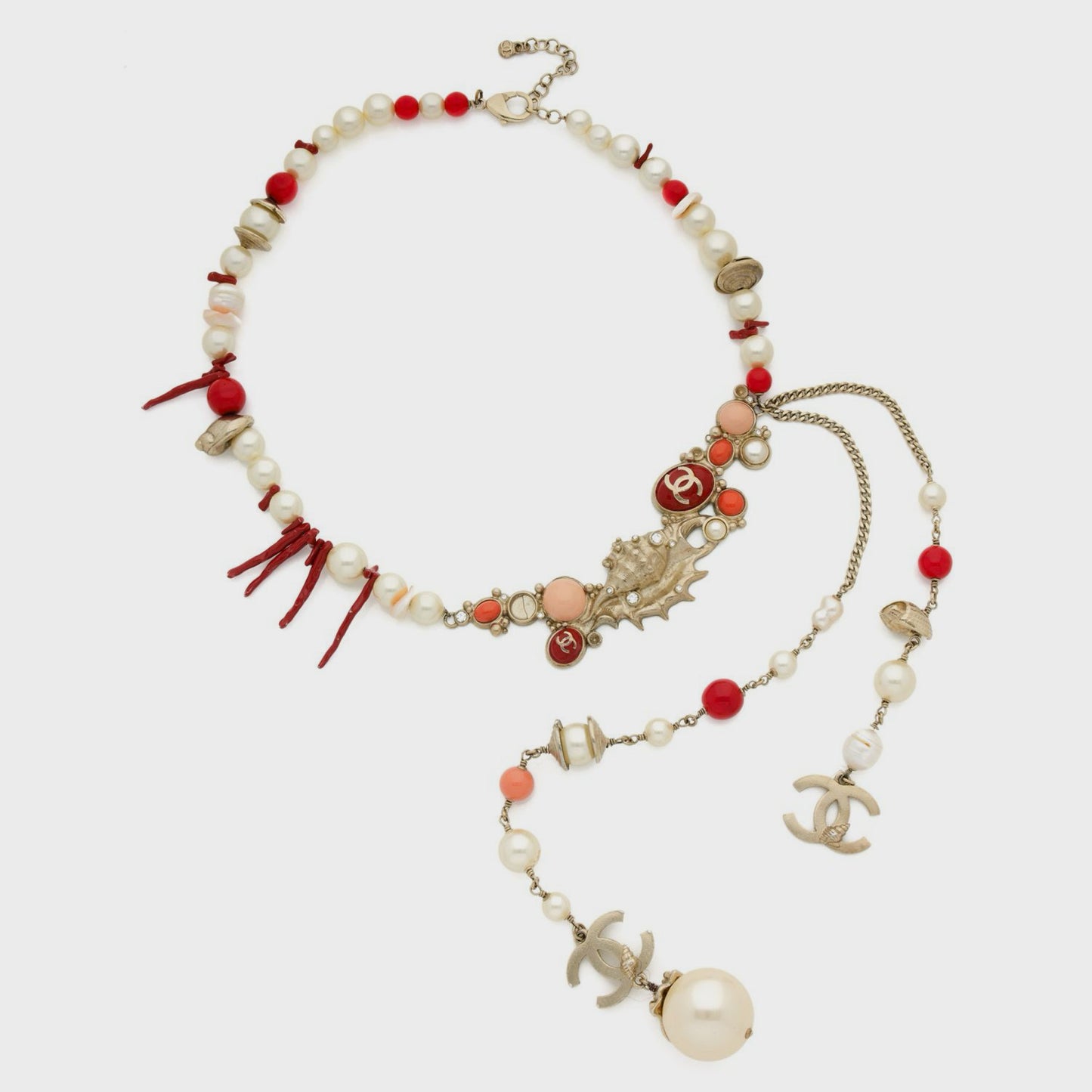Collier Coquillage Chanel Pre-Fall 2005 par Karl Lagerfeld
