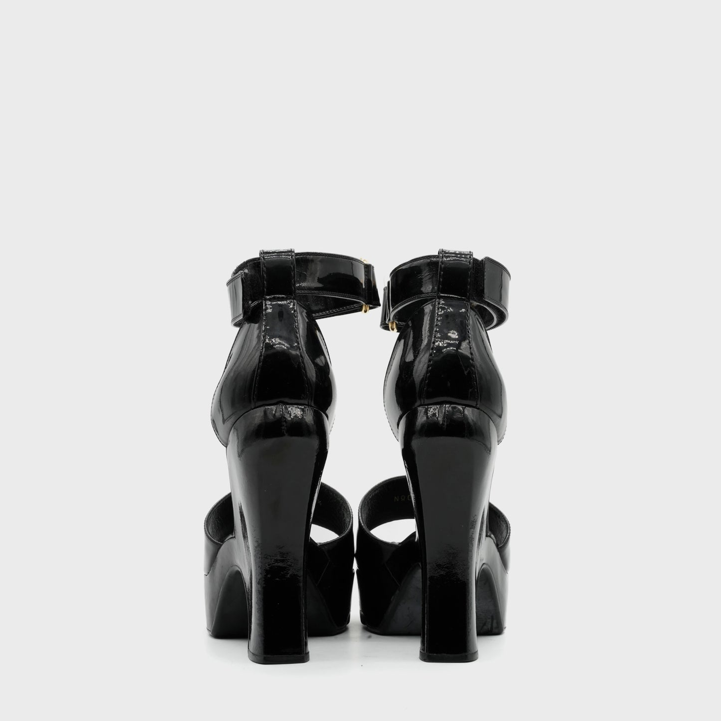 Louis Vuitton FW 2006 Sandals by Marc Jacobs