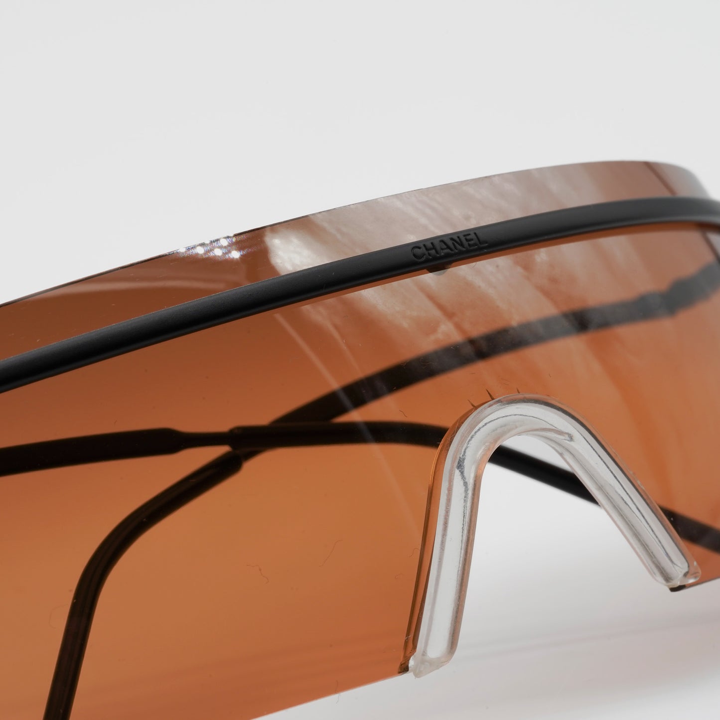 Lunettes Chanel Futuristes Circa 2000 par Karl Lagerfeld