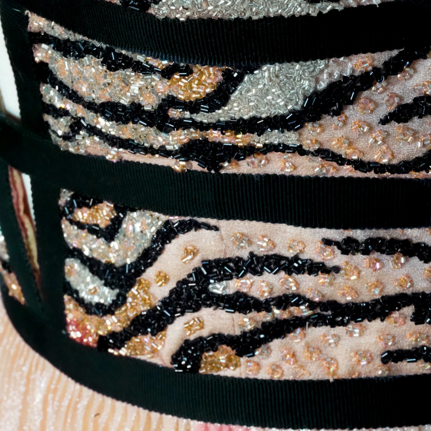 Robe Haute Couture Loris Azzaro FW 2015 par Alvarno