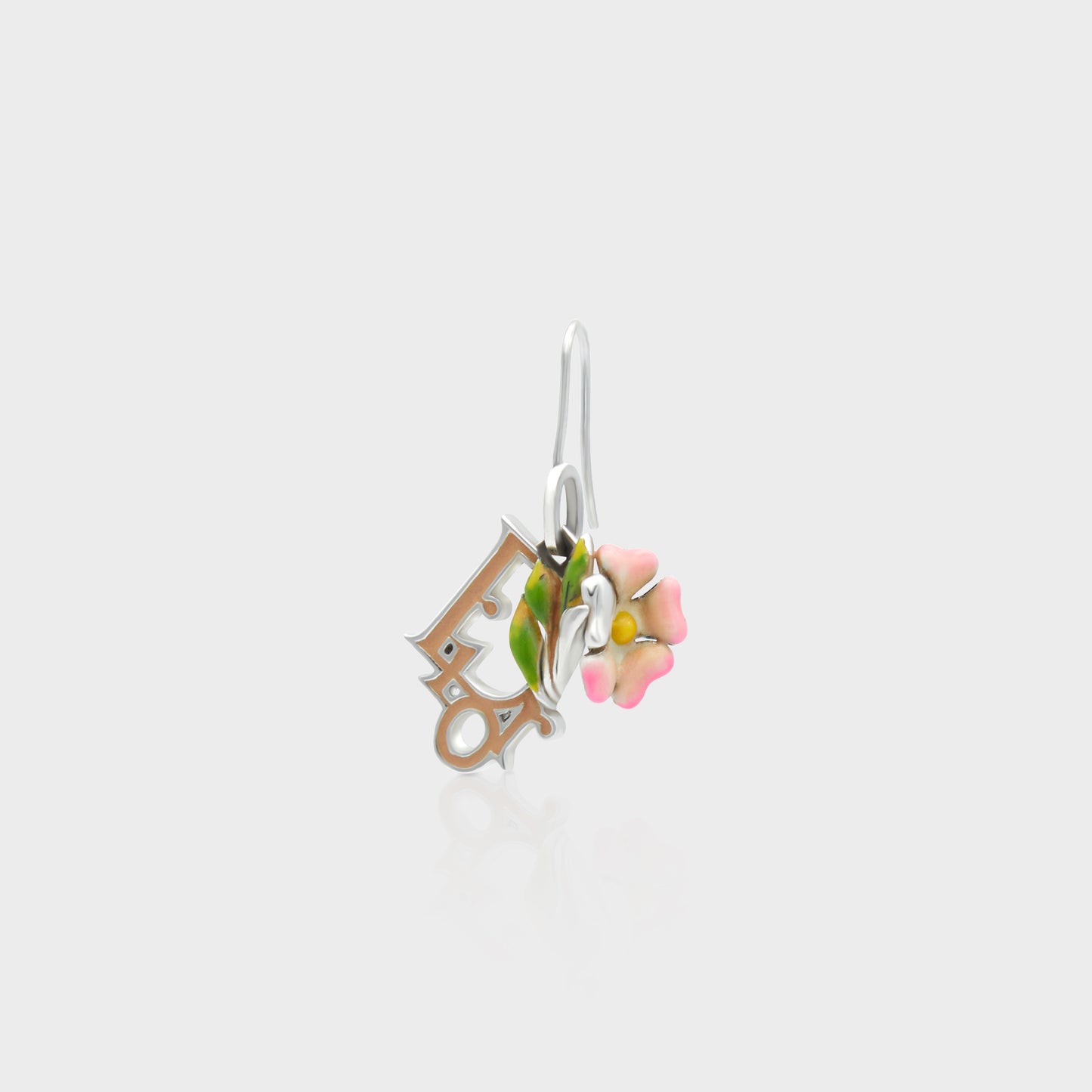 Boucles d'oreille Laque Rose Christian Dior 2000 par John Galliano