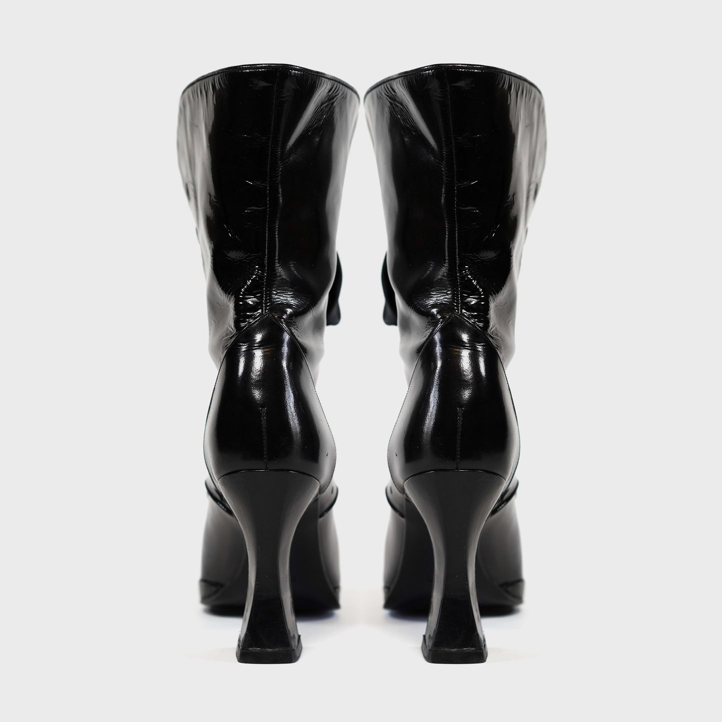 Bottines Vernis Noir Chanel FW 1994 par Karl Lagerfeld