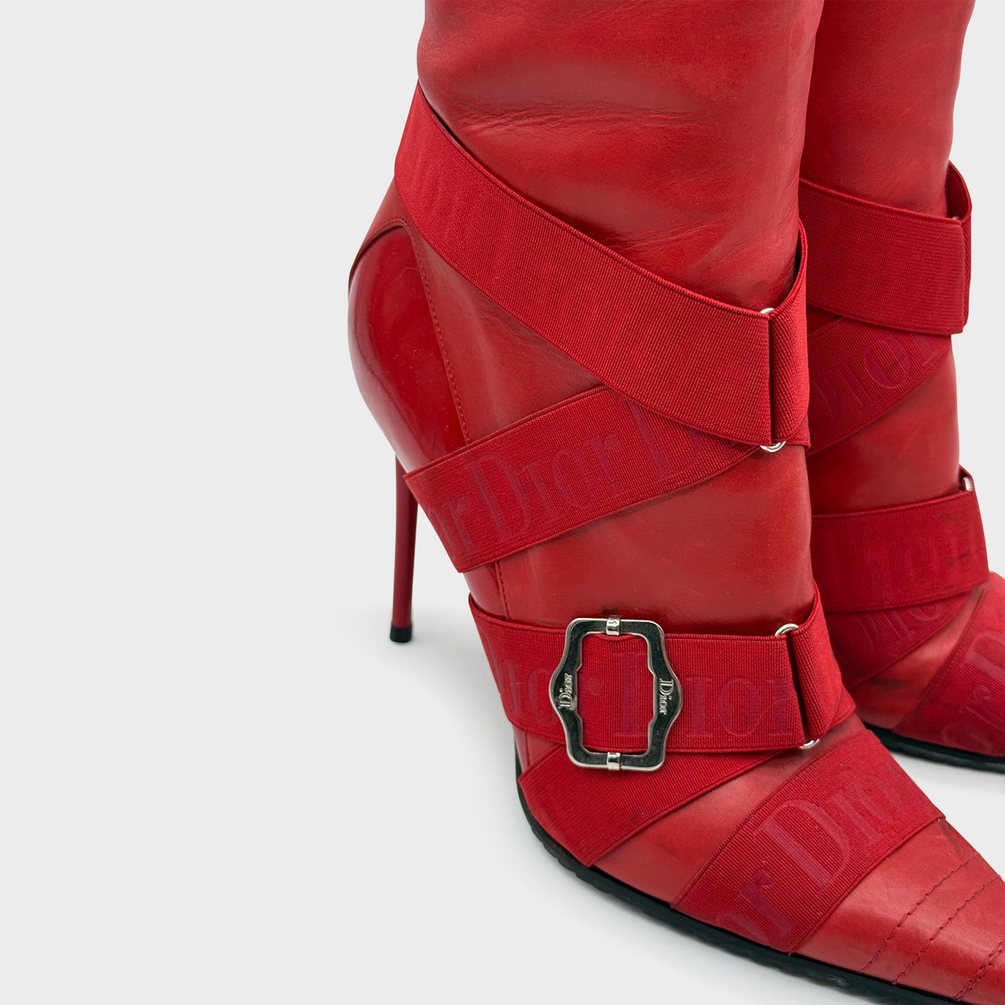 Botte Rouge Strap FW 2004 Christian Dior par John Galliano