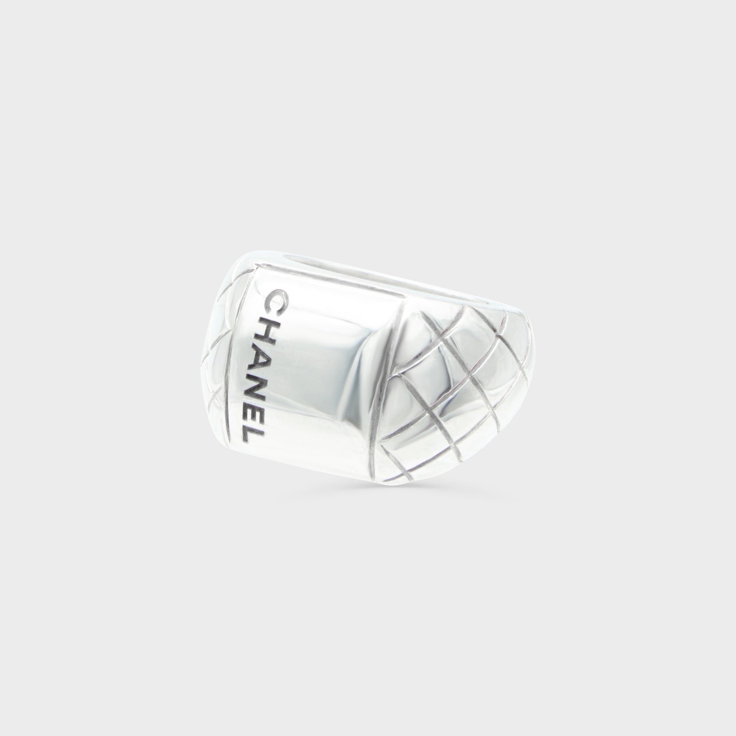 Bague Argent Crush Chanel 2000 par Karl Lagereld