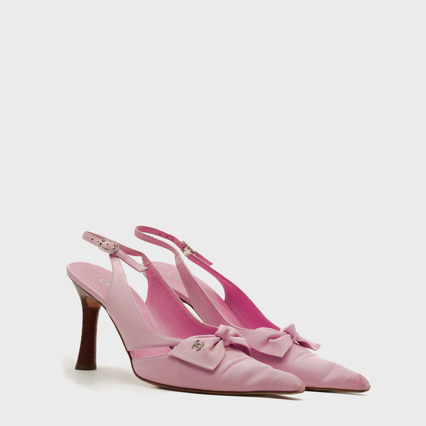 Escarpin Rose Chanel circa 90s par Karl Lagerfeld