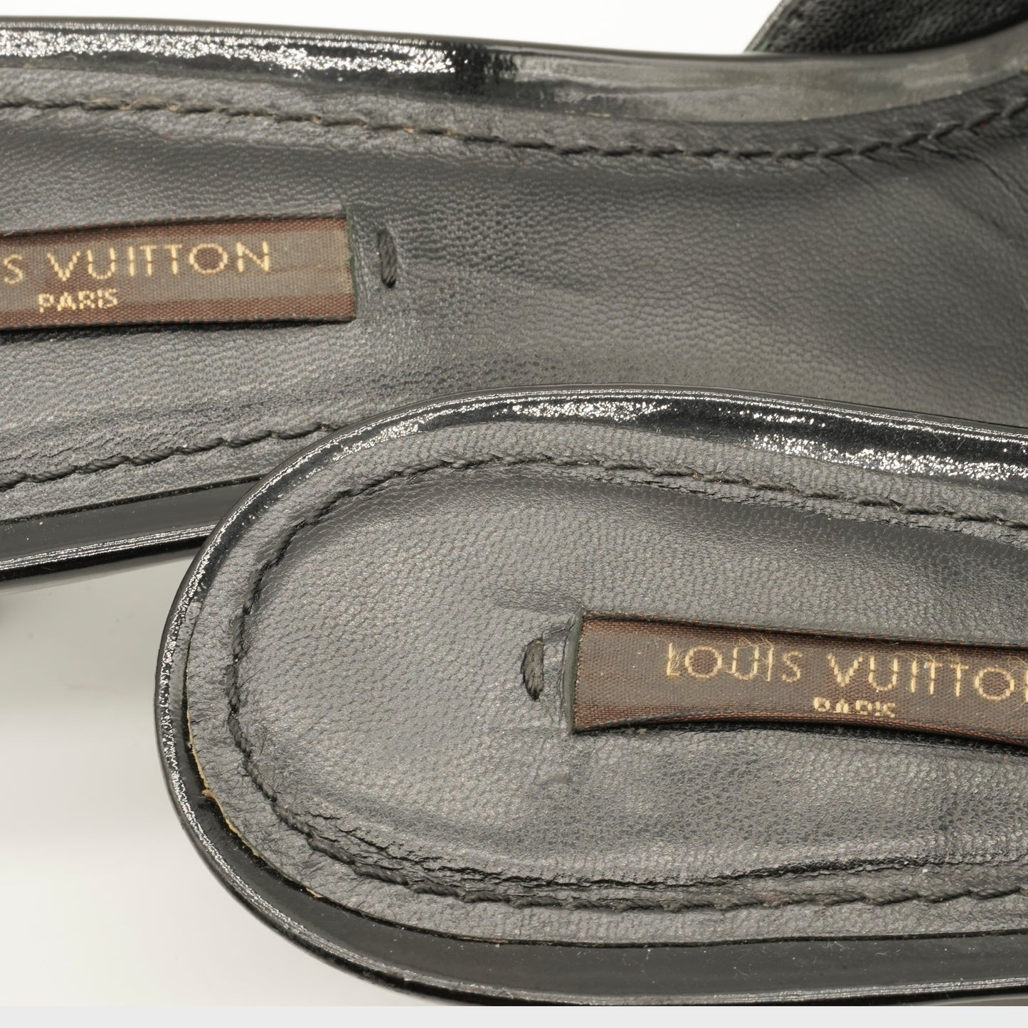 Mules noire Louis Vuitton 2007 par Marc Jacobs