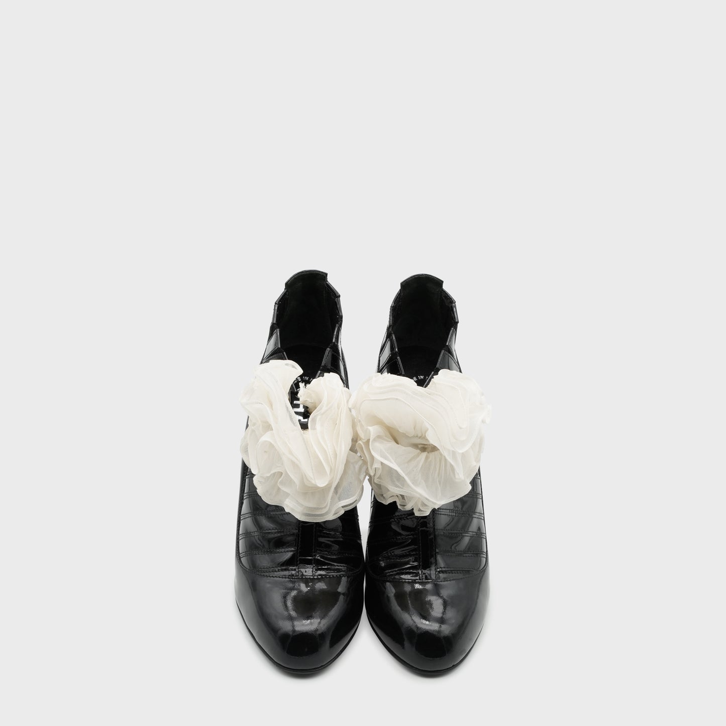 Chanel 2018 Black &amp; White Pumps by Karl Lagerfeld