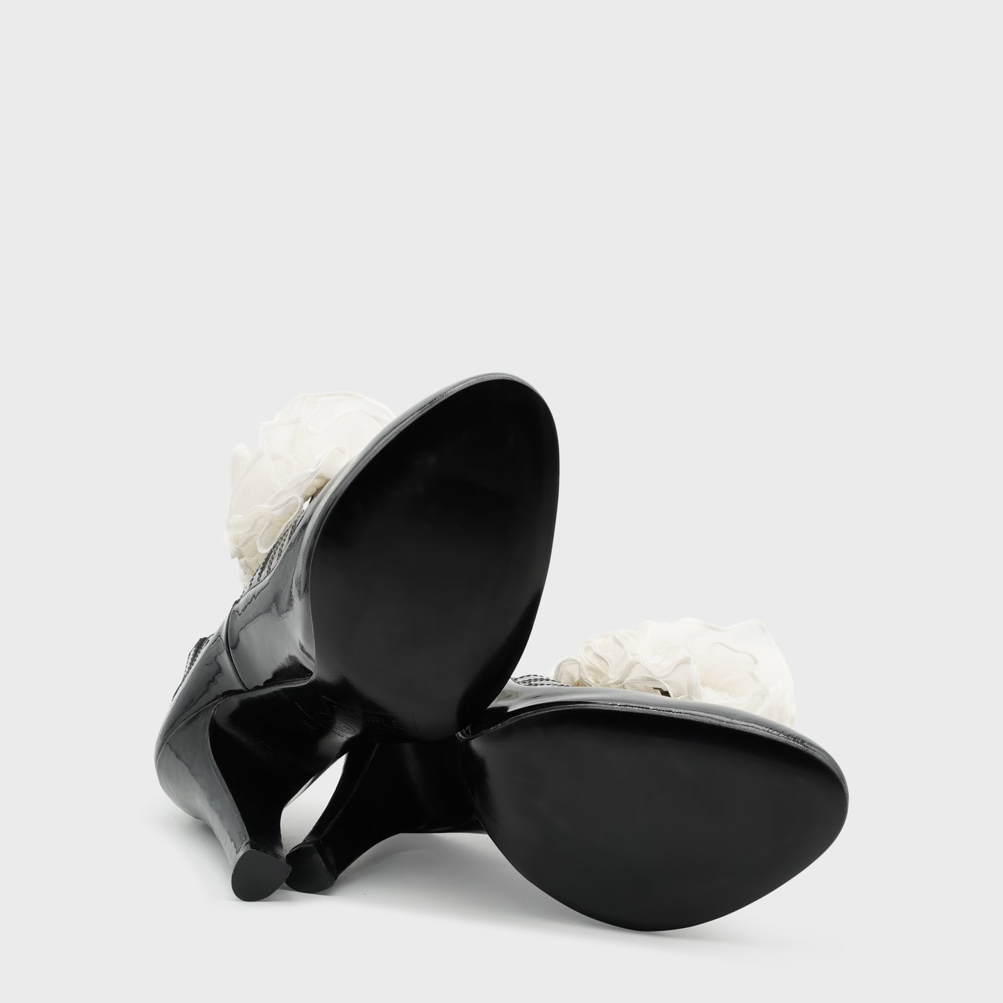 Chanel 2018 Black &amp; White Pumps by Karl Lagerfeld