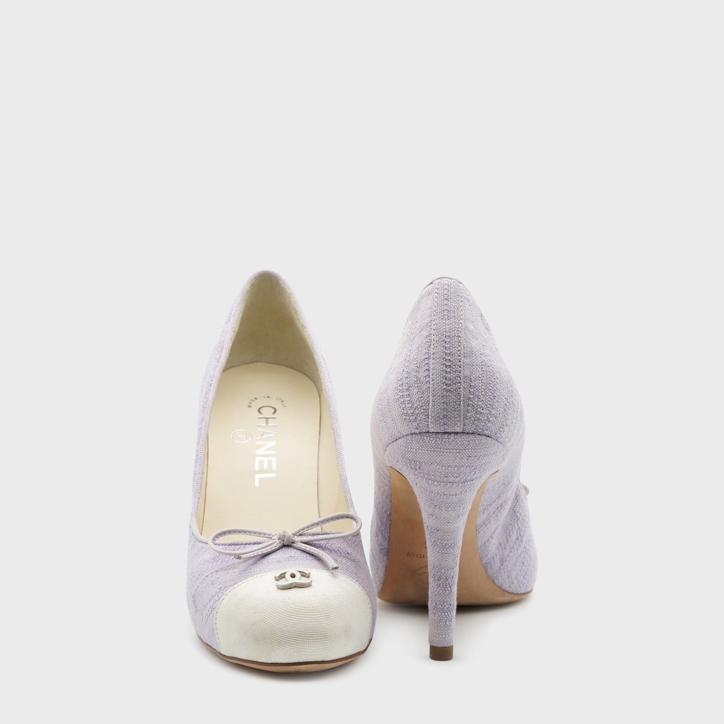 Chanel 2000 Lila tweed pumps by Karl Lagerfeld