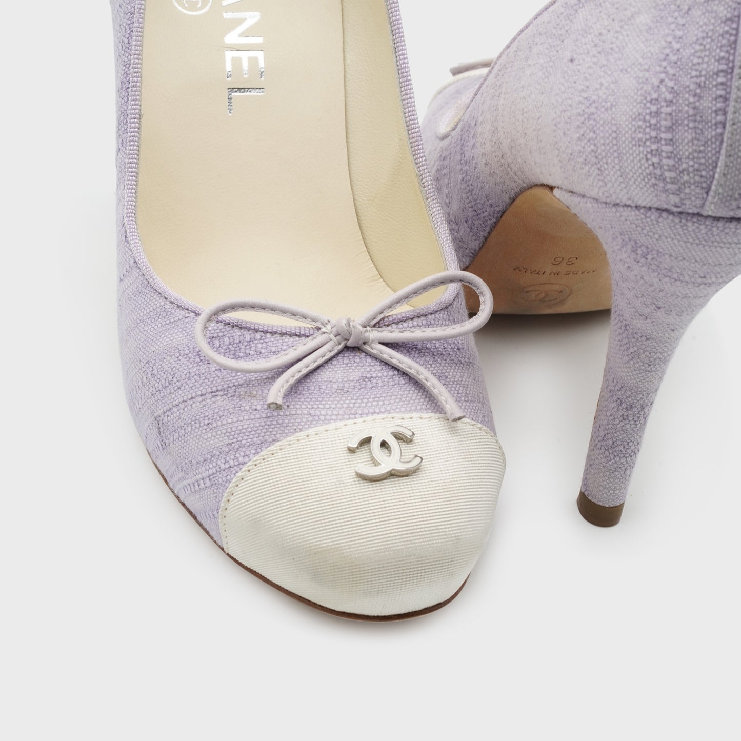 Chanel 2000 Lila tweed pumps by Karl Lagerfeld