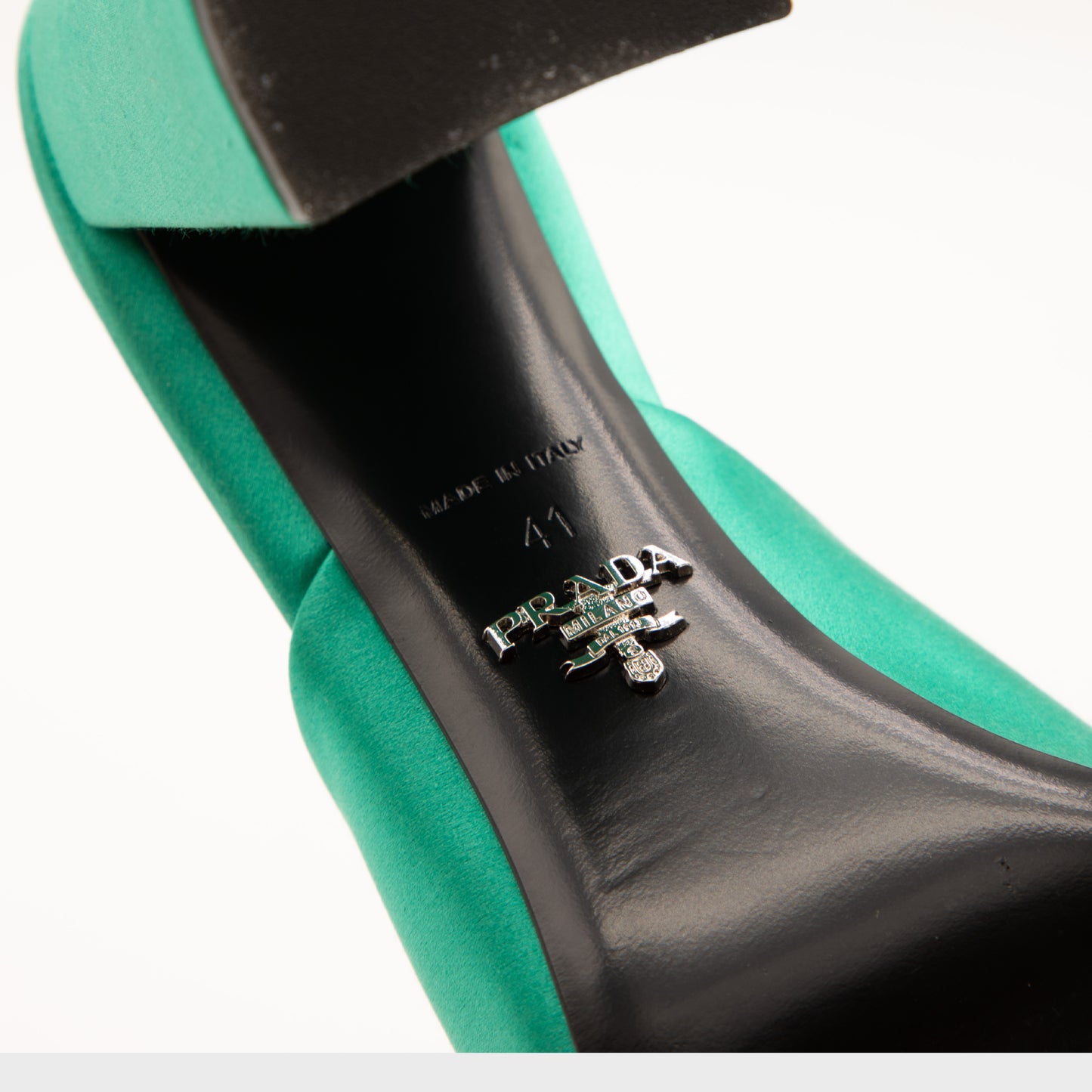 Mules Satin Emeraude Prada 2020 par Miuccia Prada