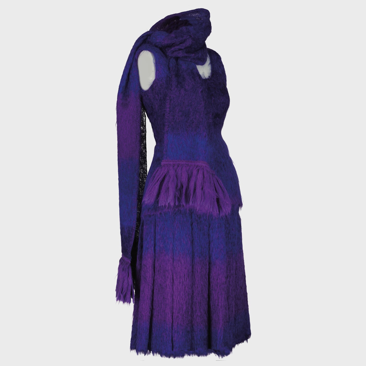 Balenciaga ensemble violet 1993 par Josephus Thimister