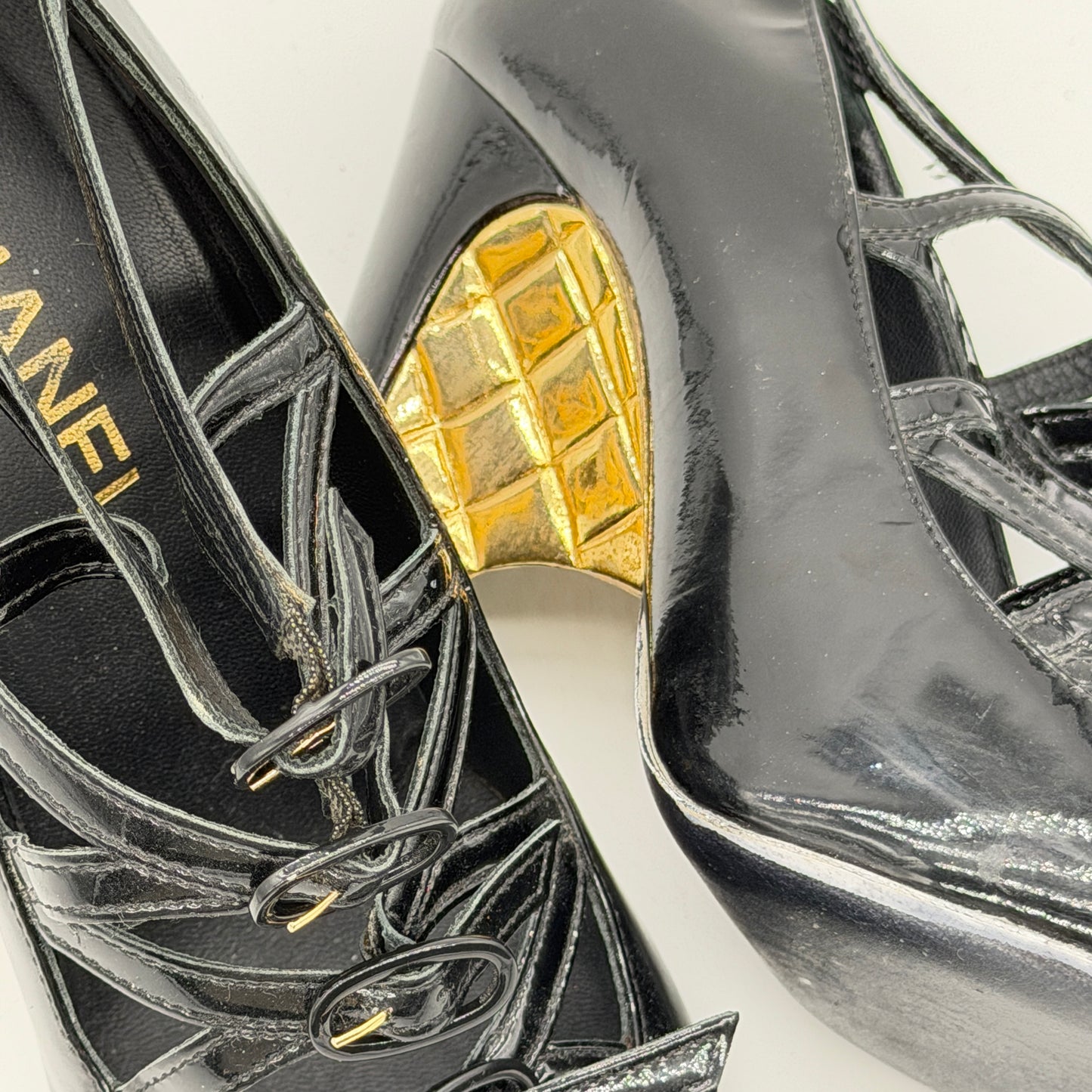 Escarpin Noir Or Chanel FW 2007 par Karl Lagerfeld