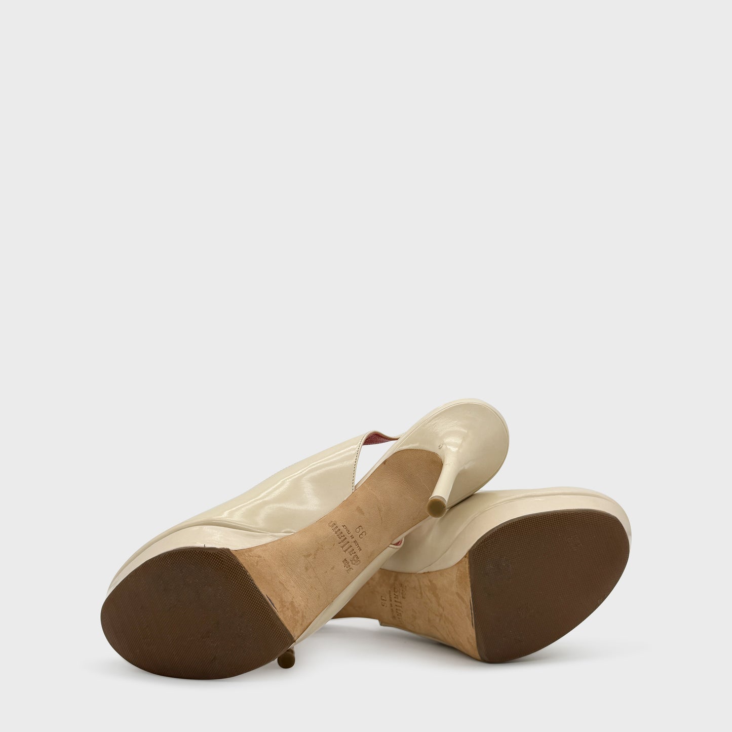 Escarpin Beige John Galliano 2000