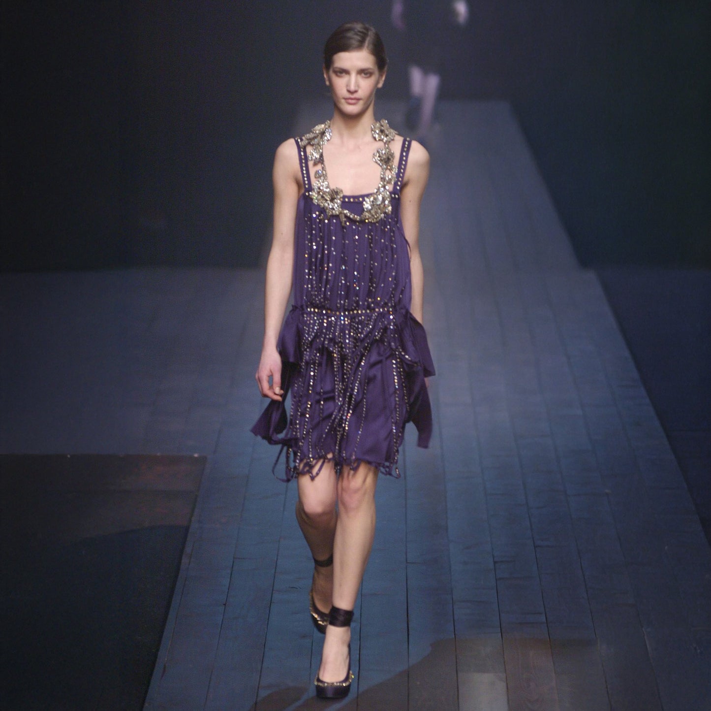 Robe Violet Strass Lanvin FW 2004 par Albert Elbaz