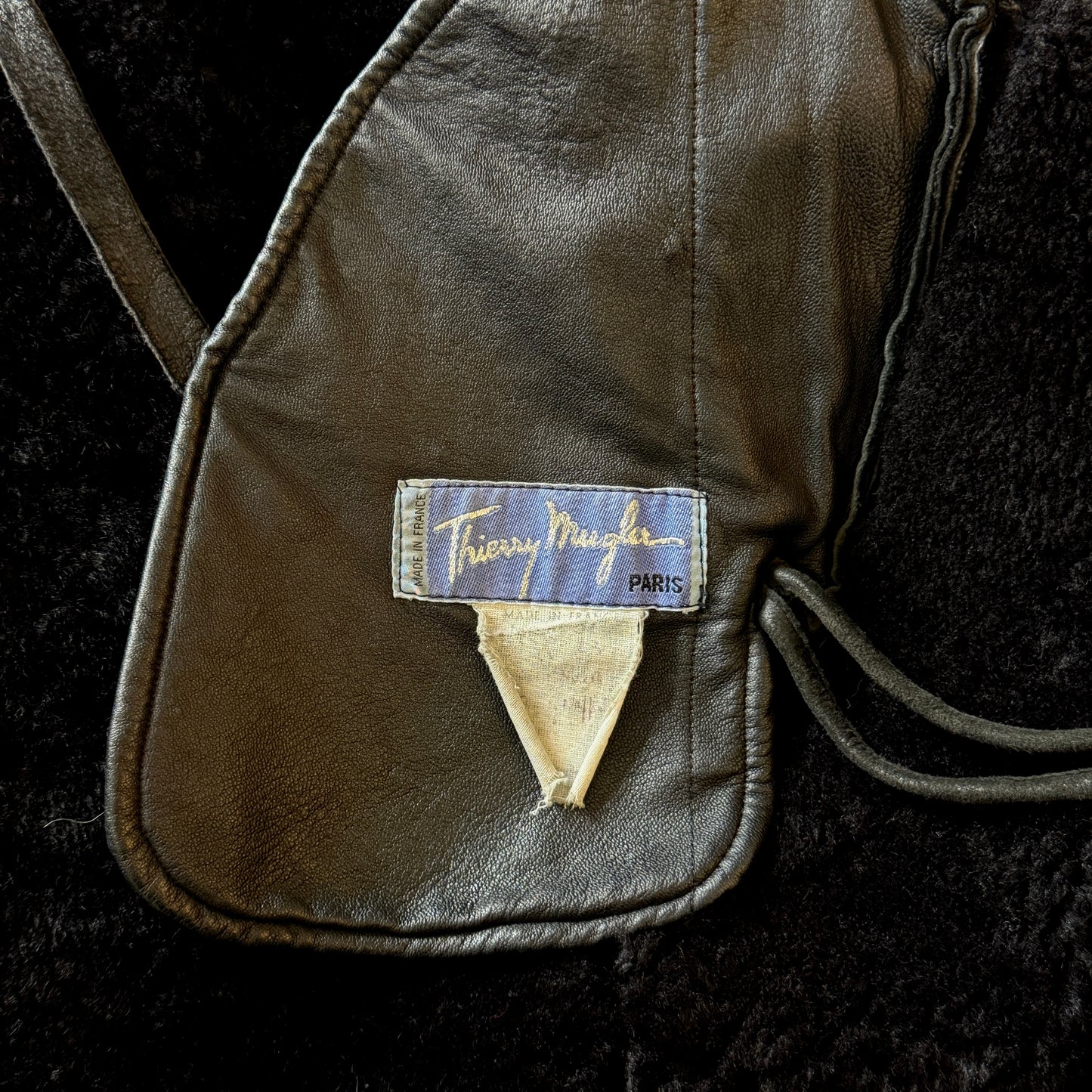 Manteau Noir Mouton Thierry Mugler 1980