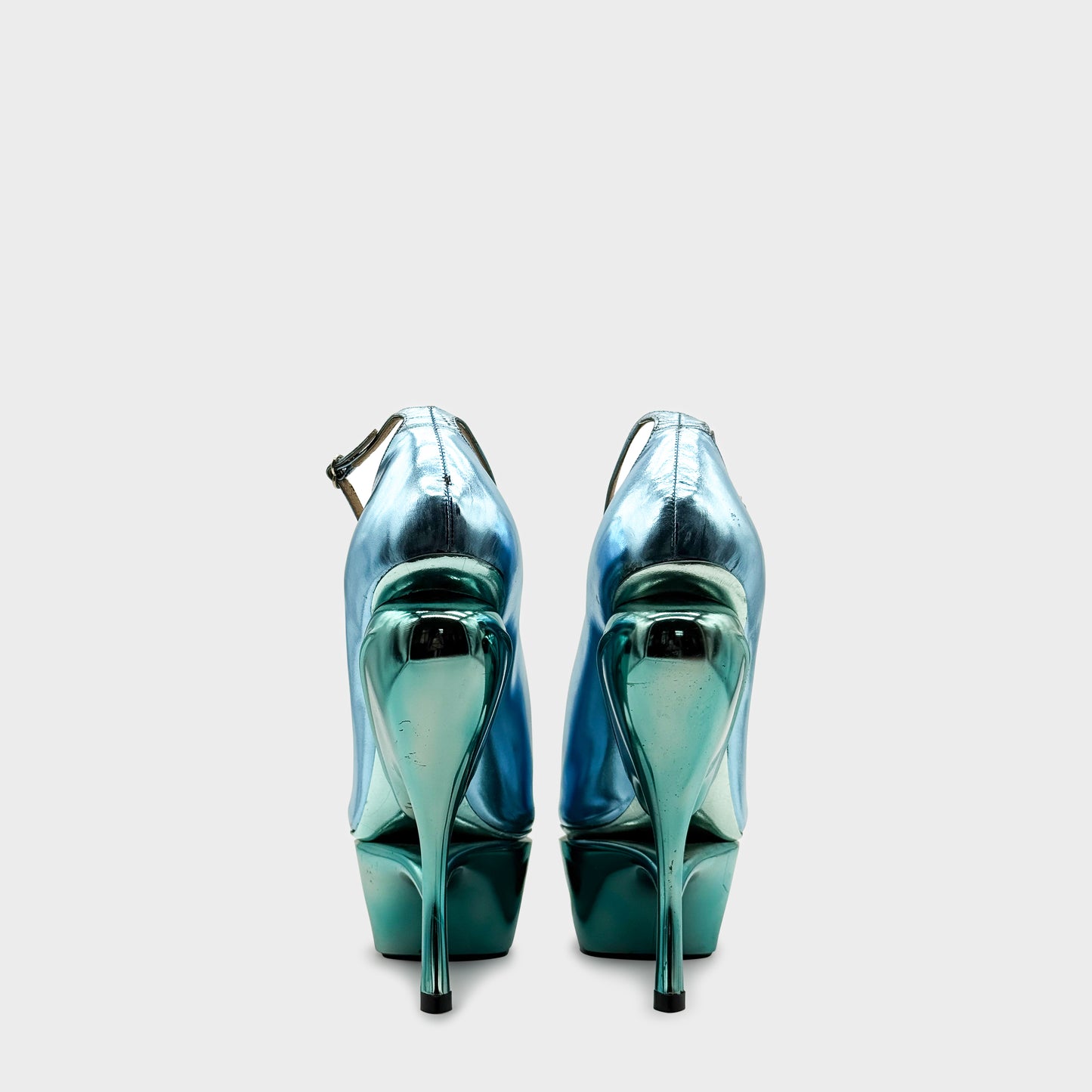 Escarpin Bleu Galliano SS 2009 par John Galliano