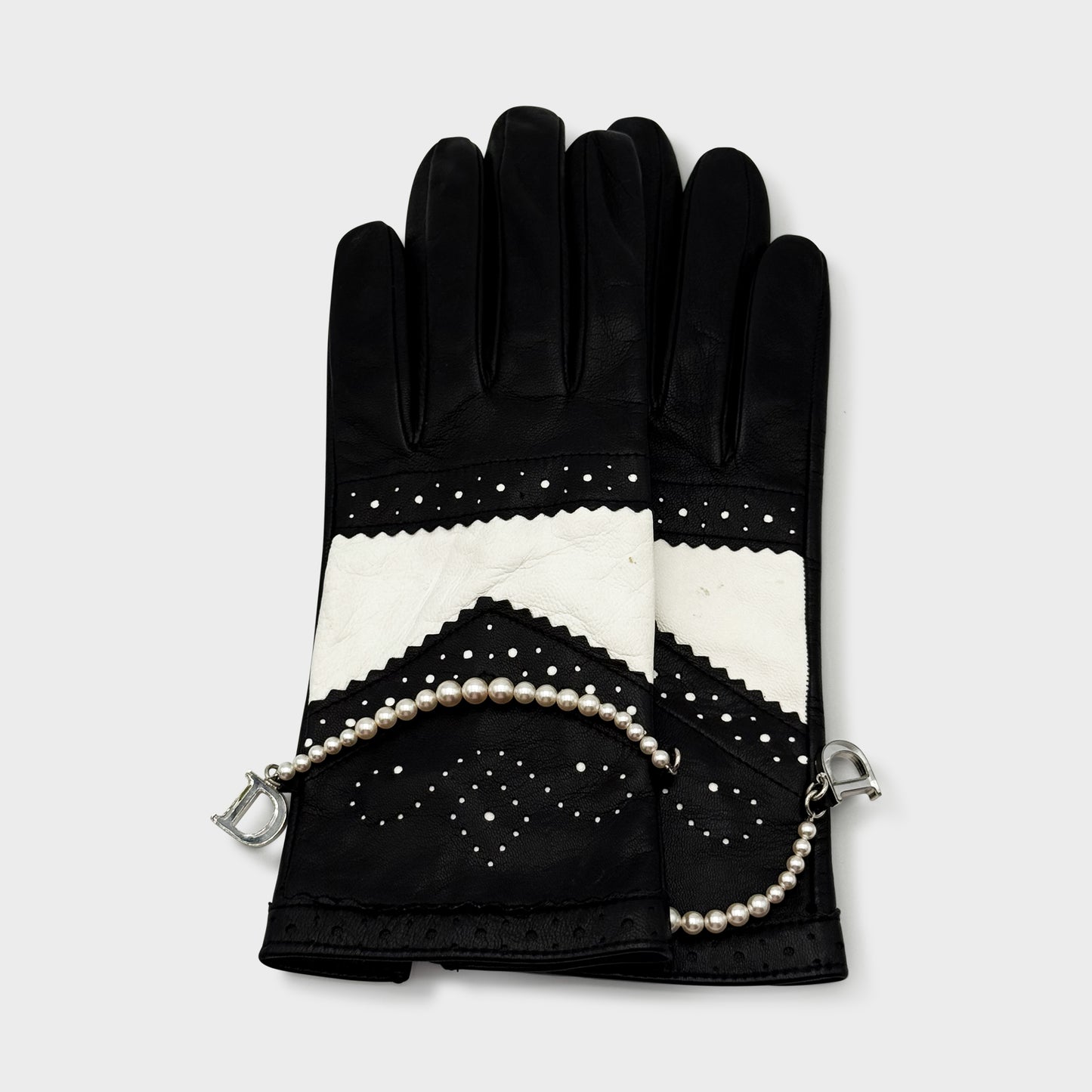Gants Noir & Blanc Christian Dior SS 2004 par John Galliano